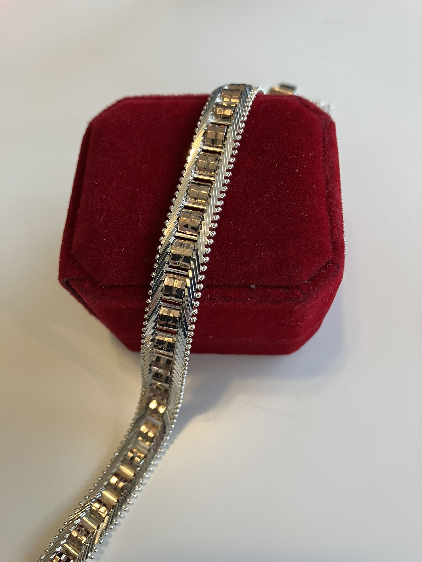 Beautiful 925 And GF Italian Made Woven 8” Bracelet