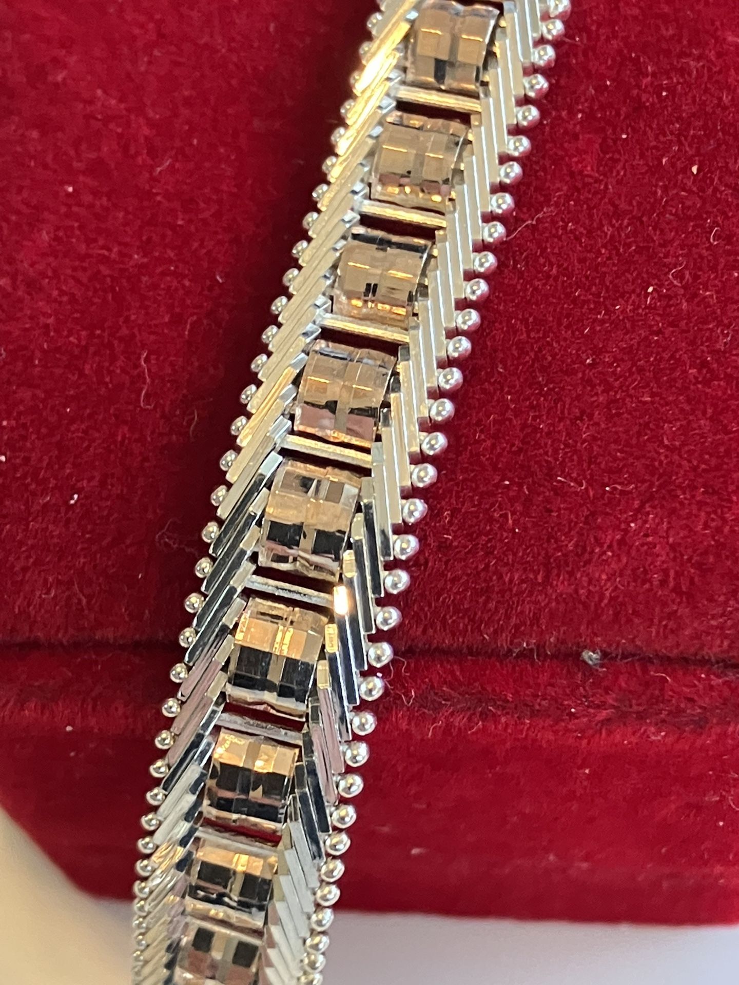Beautiful 925 And GF Italian Made Woven 8” Bracelet - photo 2