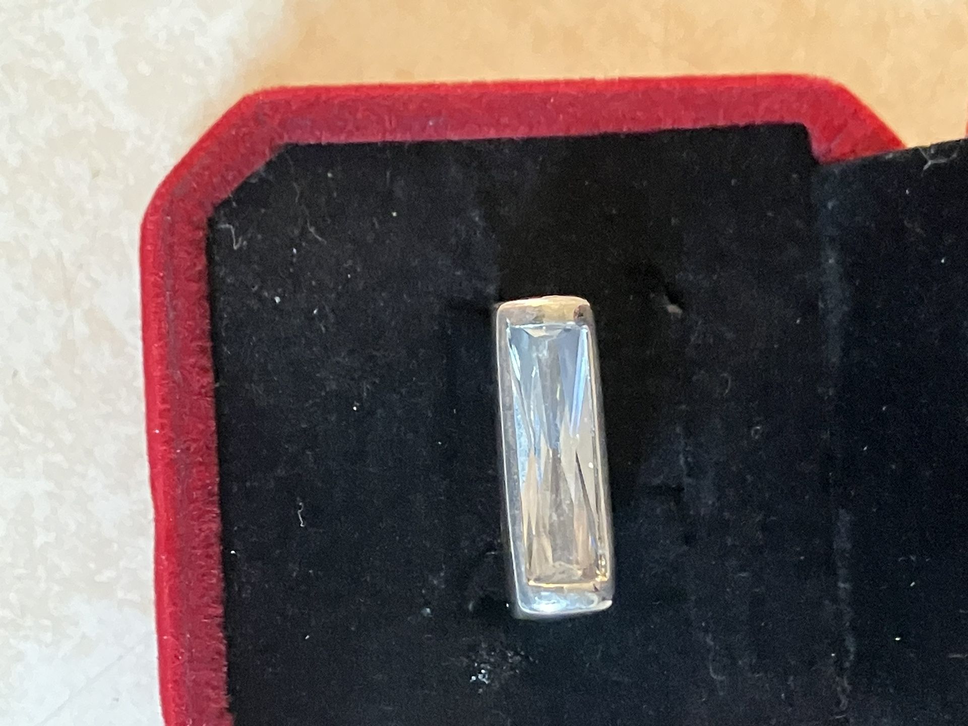 Silver And Rectangular Quartz Ring Size 7.5