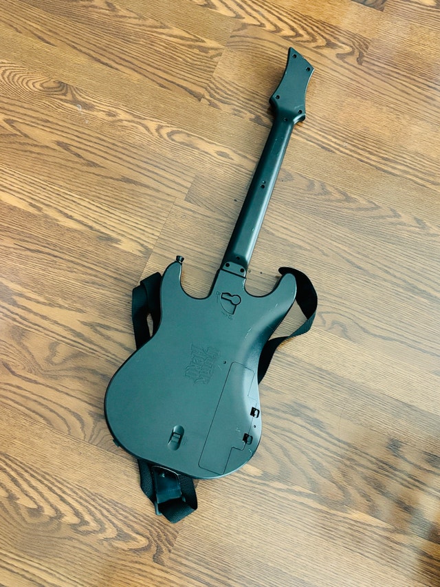 Guitar Hero Wireless Guitar Controller for Nintendo Wii - photo 2