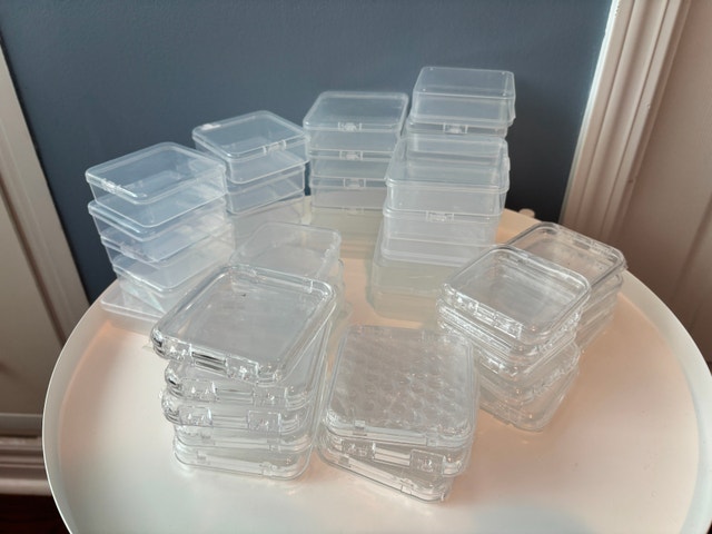 Small Clear Plastic Storage Boxes - photo 2