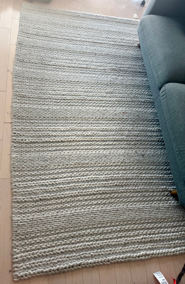 Area Rug – 8ft x 5ft, Grey & Ivory Knit, Great Price