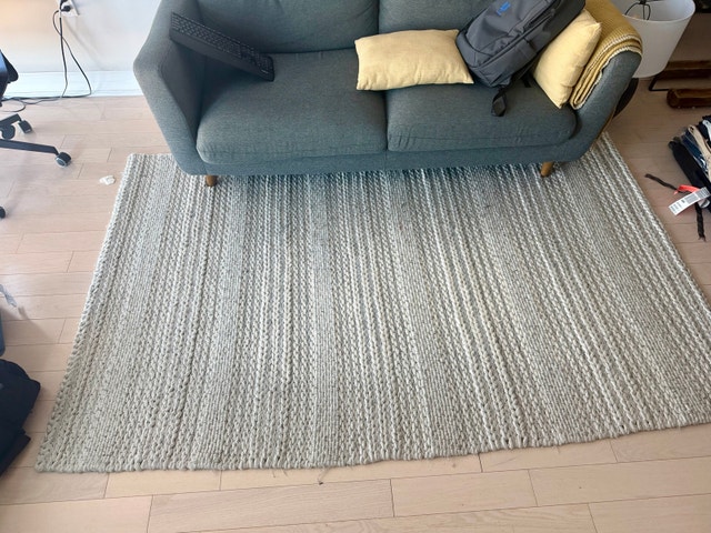 Area Rug – 8ft x 5ft, Grey & Ivory Knit, Great Price - photo 2