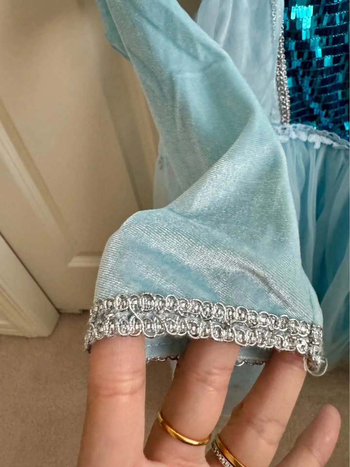 Elsa Sequin Princess Dress – Size 110 - photo 4