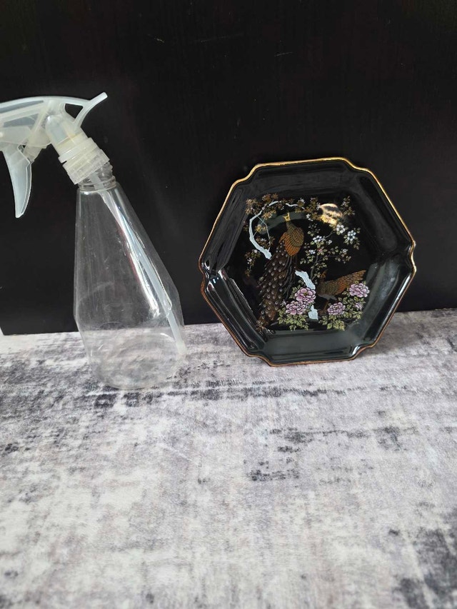 Decorative Japanese Peacock Dish - photo 3
