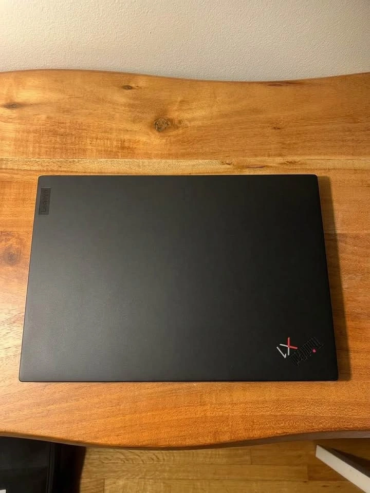 Lenovo ThinkPad X1 Carbon Gen 9 - Intel i7 / 16GB RAM / 512GB SS - photo 3