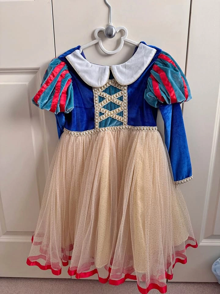 Snow White princess Dress – Size 120/ 5-6years old/ Like New