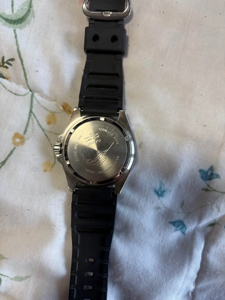 Casio Duro MDV-106 Diver Watch - photo 3