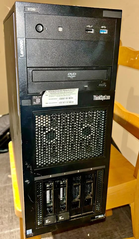 Lenovo ThinkSystem ST250 Tower Server | Xeon 6-Core | 24GB RAM