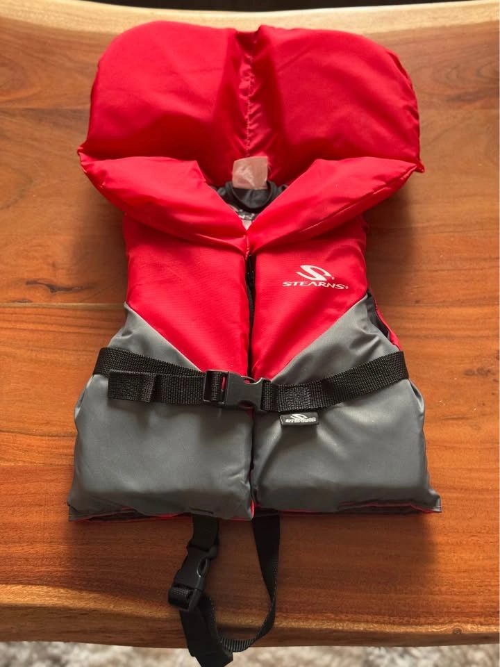 Kids’ Life Jackets – Disney & Stearns - photo 5