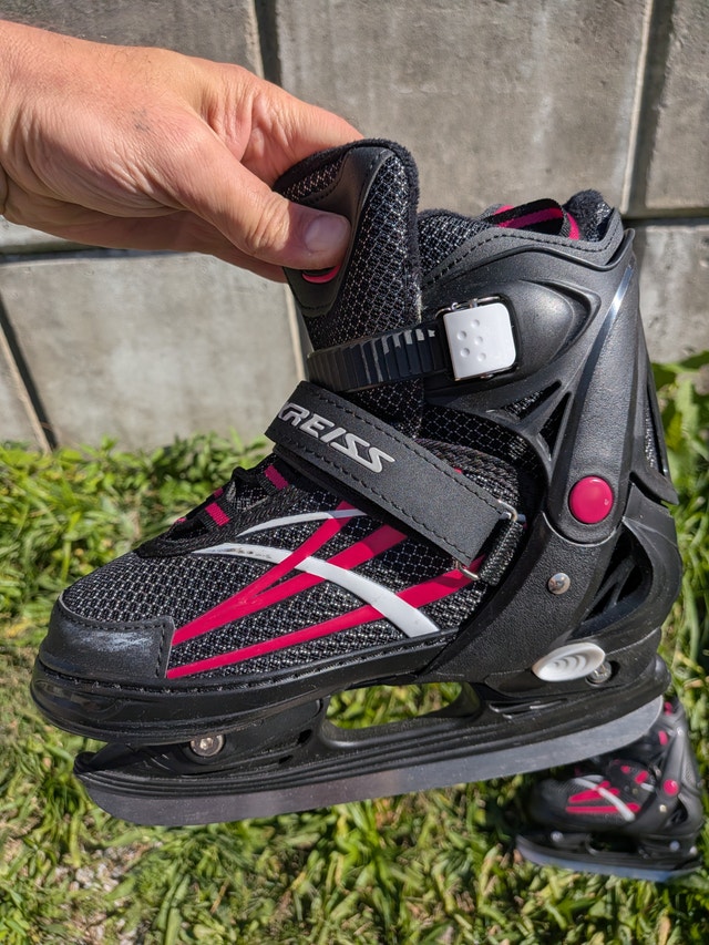 Adjustable Ice Skates – Black & Pink – EU 35–38 (US: 3-5.5) - photo 5