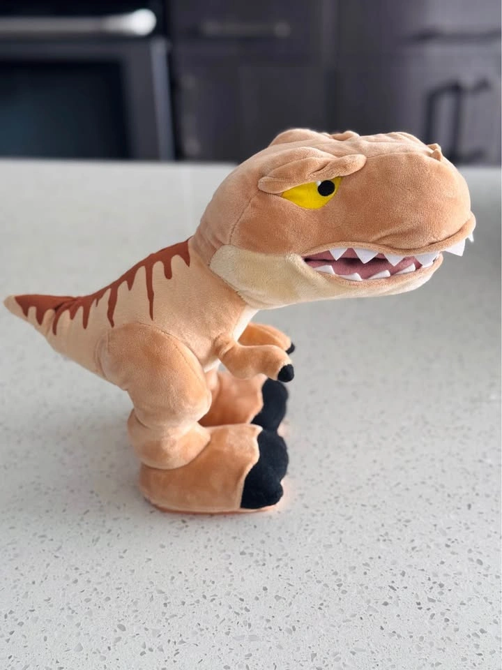 Jurassic World Roaring & Chomping T. Rex Plush Dinosaur - photo 2
