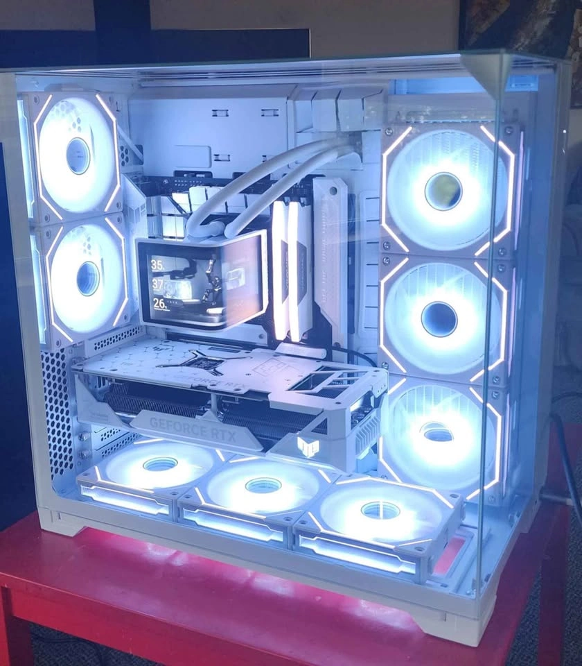 Custom High End Gaming/Content Creation PC/Setup - photo 2
