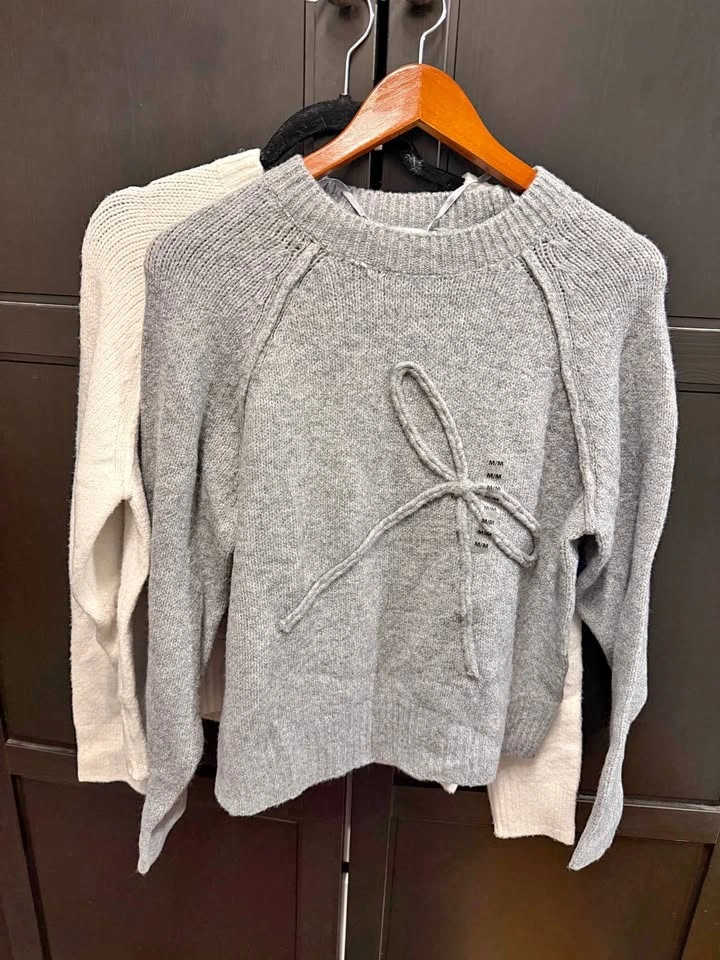 Fall bow sweaters- grey & beige both M