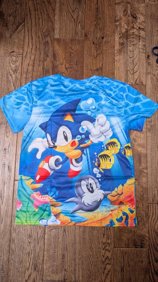 Sonic TShirt - Kids Medium - photo 2
