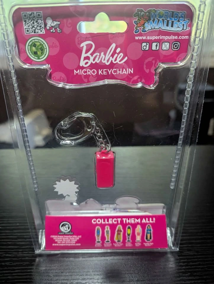 World's Smallest Swimsuit Barbie Micro Keychain – Sealed - photo 2