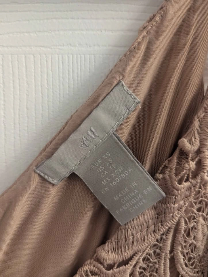 H&M Nude Lace Midi Dress – XS - photo 2