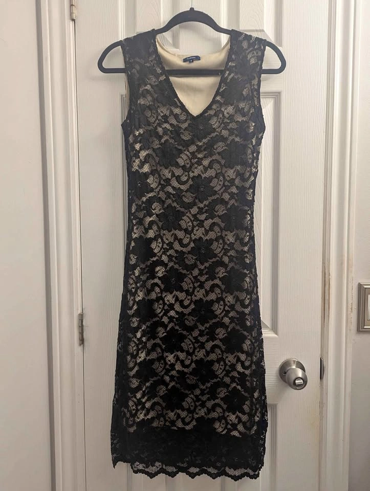 Reitmans Black Lace Dress – Size 3