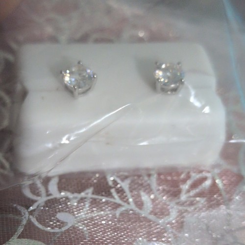 925 Sterling Silver moissanate Round Clear Stud Earrings - photo 4