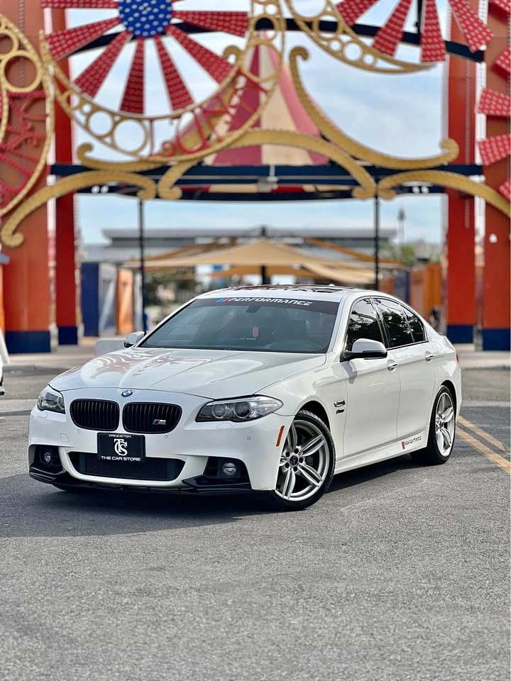 2016 BMW 5 Series · 550i xDrive Sedan 4D