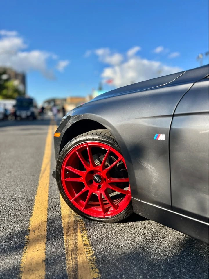 2013 BMW 3 Series · 320i xDrive Sedan 4D - photo 4