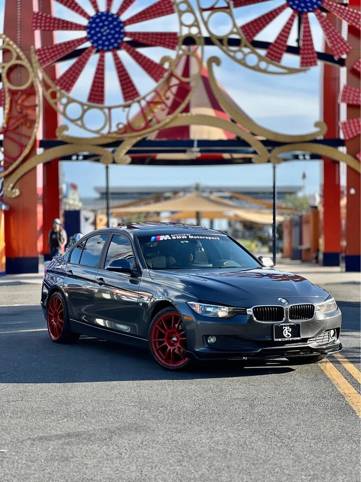 2013 BMW 3 Series · 320i xDrive Sedan 4D - photo 5