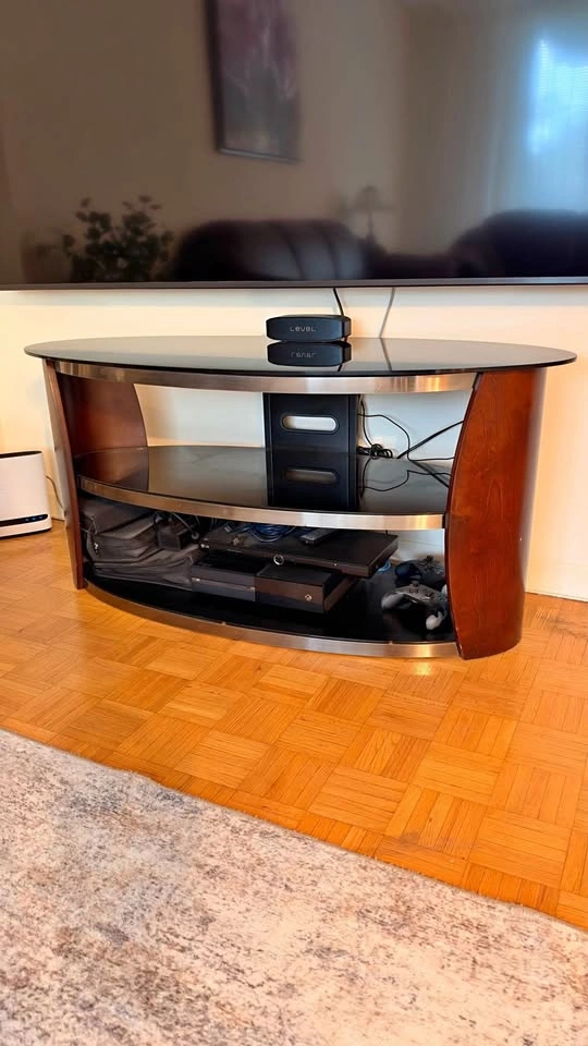 TV Stand / Entertainment Unit – Glass & Wood