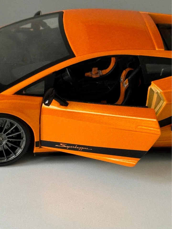 Lamborghini Gallardo Superleggera Model Car - photo 4