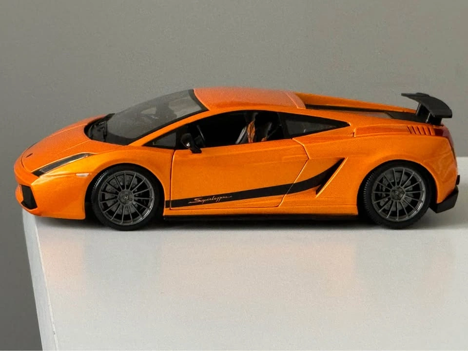 Lamborghini Gallardo Superleggera Model Car - photo 5
