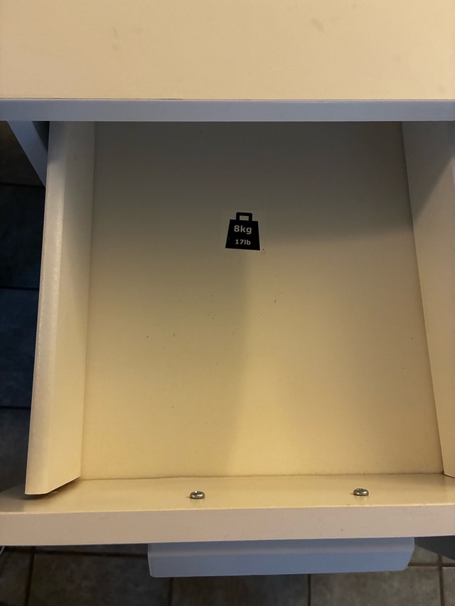 IKEA Brimnes Desk - photo 3
