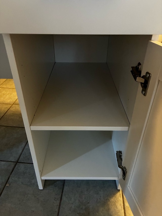 IKEA Brimnes Desk - photo 4