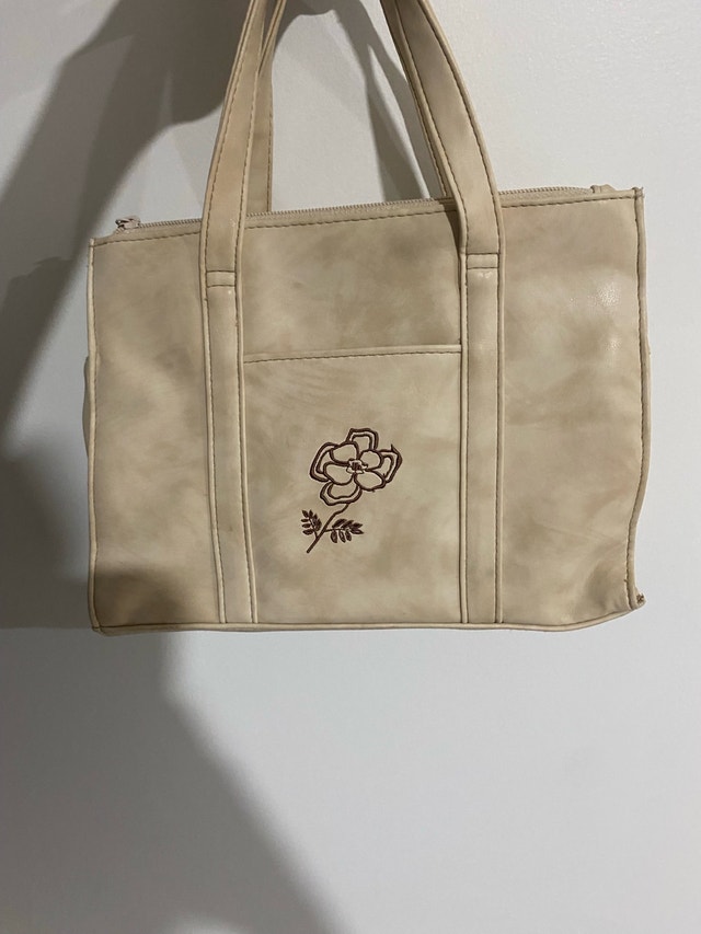 THE STONE Cream Floral Handbag