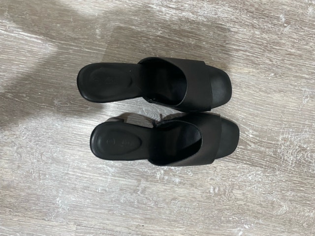 Ardene Black Heels — Size 8
