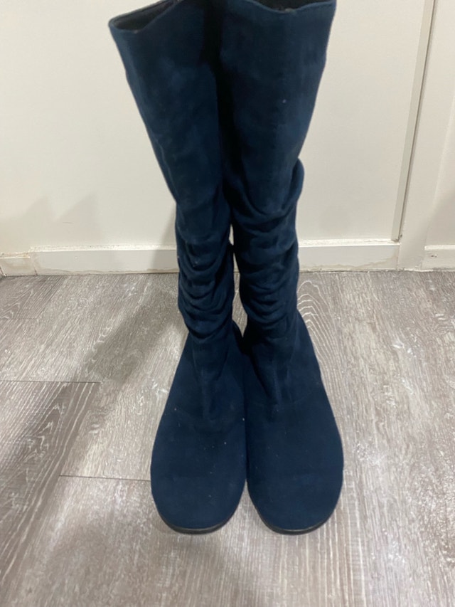 Slouchy Suede Boots — Size 9