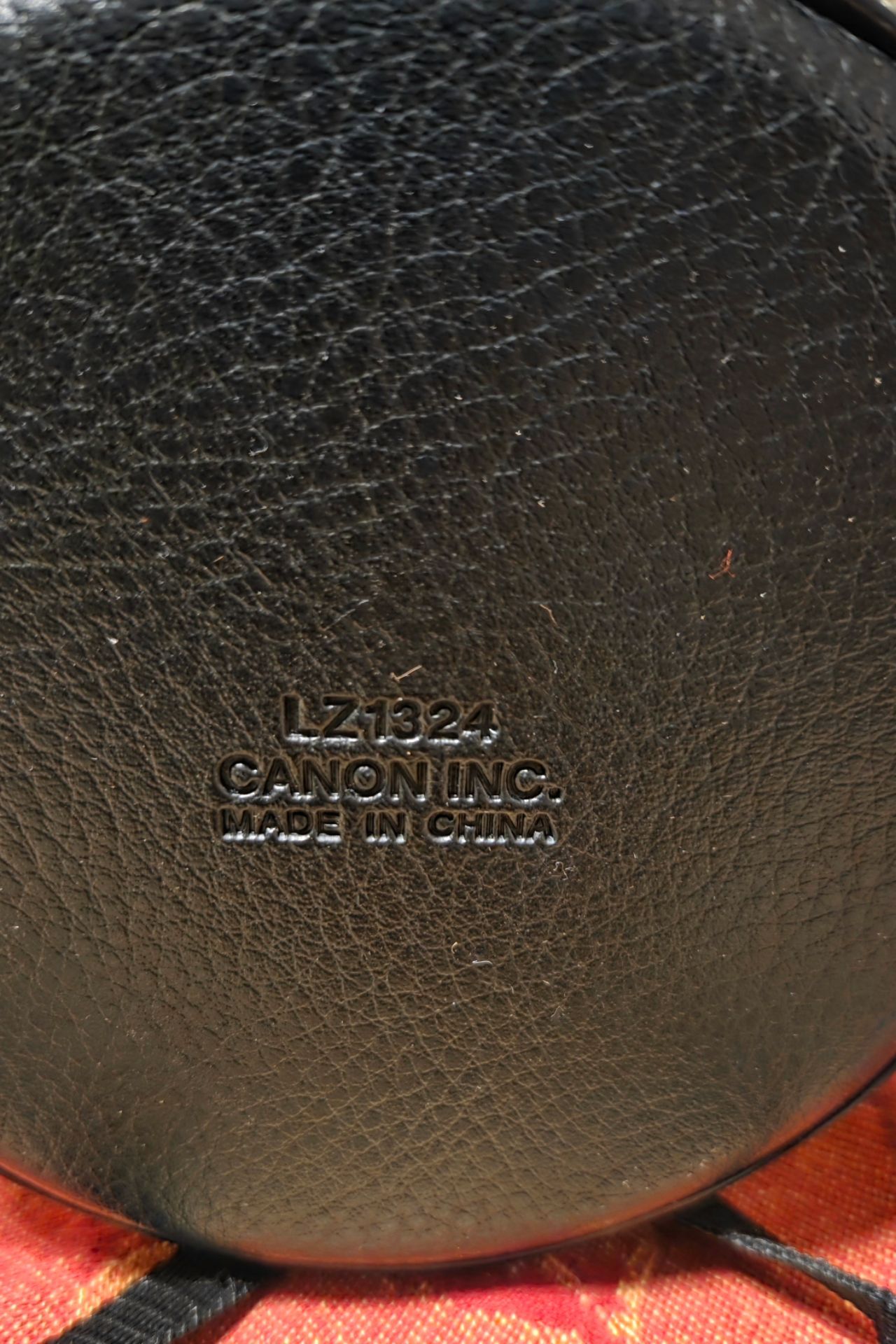 Canon LZ1324 Zoom Lens Case - photo 3
