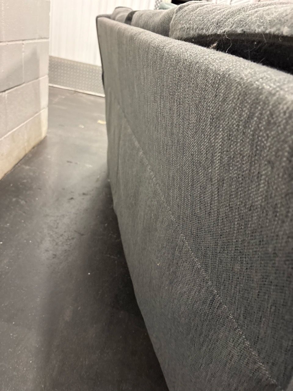 Gray couch - photo 4