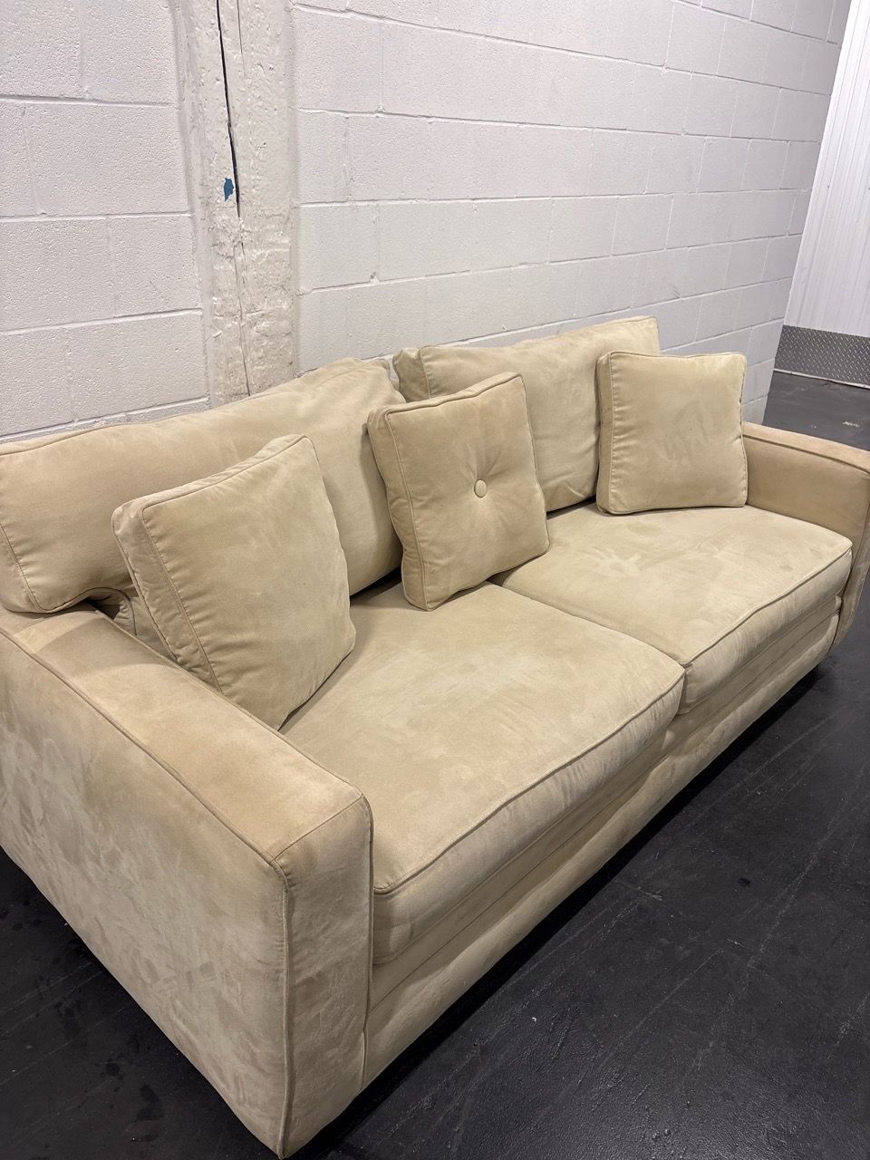 Ivory couch - photo 5
