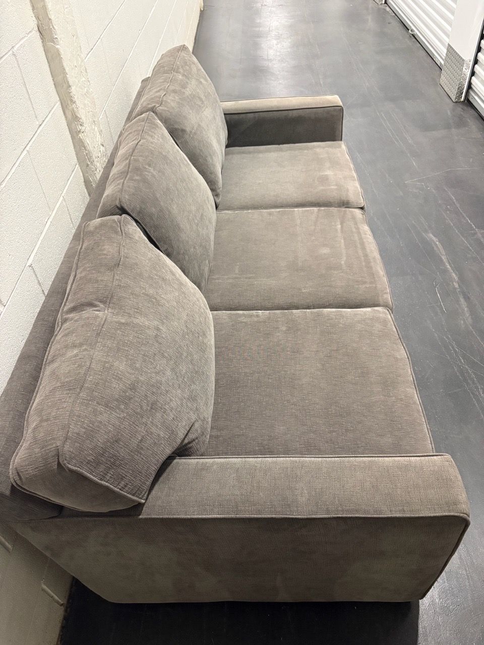 Gray Sleeper sofa - photo 3