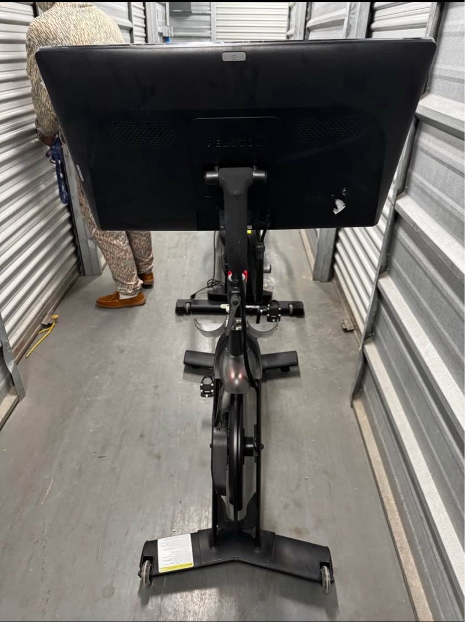 Peloton bike 2nd generation - photo 3