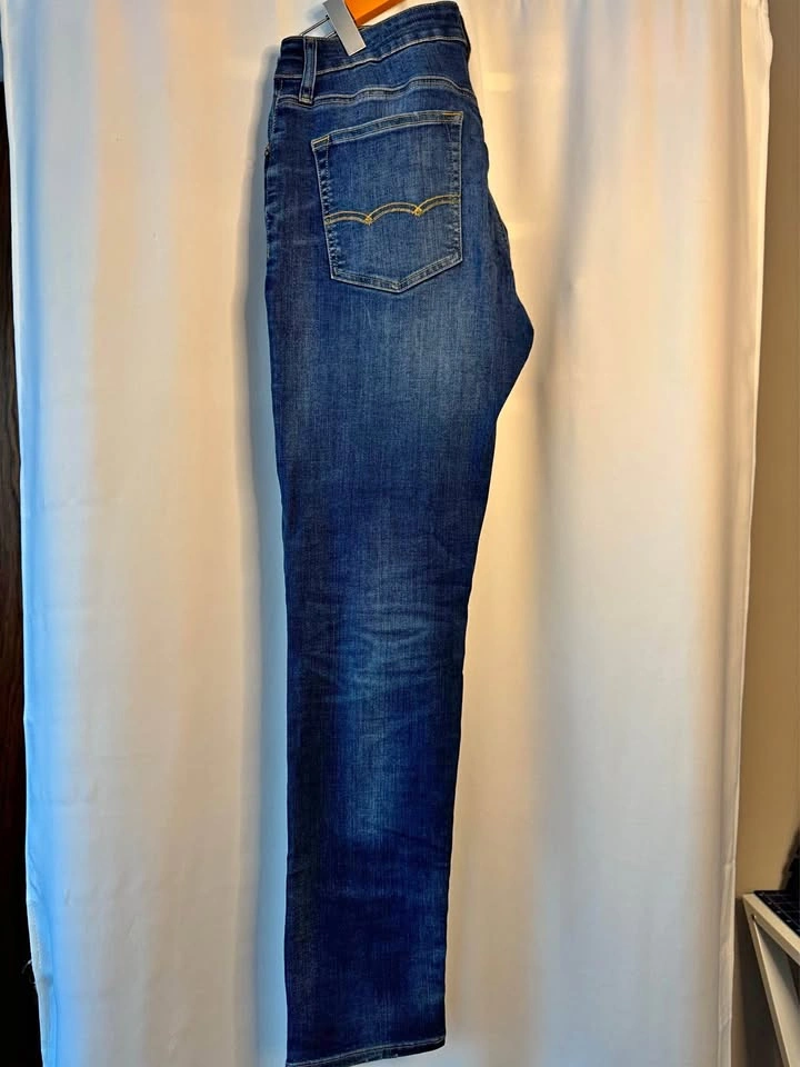Lot of 4 Men’s Jeans & Pants (W31-W32 / Medium)