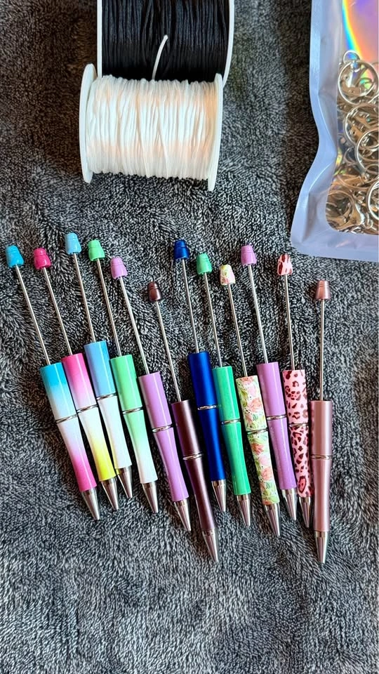 A bunch of crafting items for beadable items - photo 5