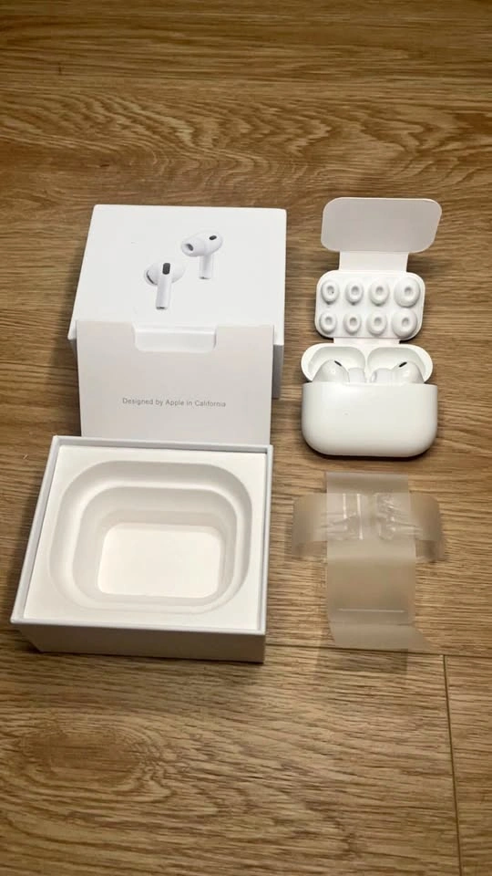 Apple AirPods Pro (3nd Generation)