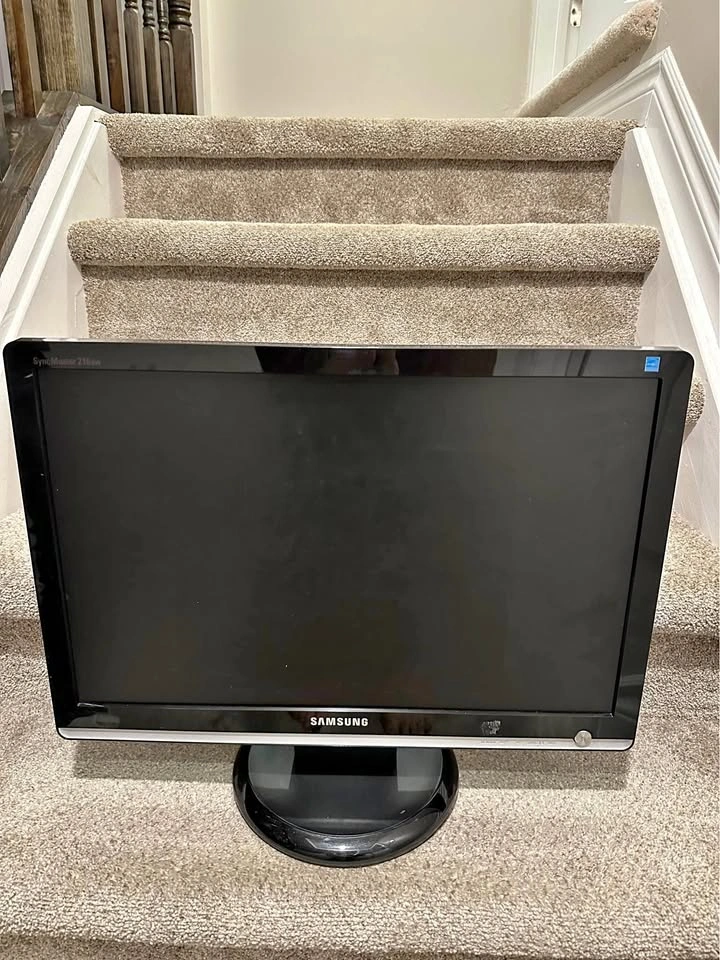 Samsung SyncMaster 216BW Monitor