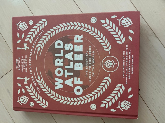 Coffee Table Book – World Atlas of Beer, Hardcover - photo 3