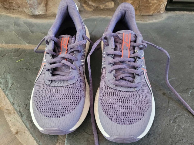 BRAND NEW Asics Jolt 5 (women's, size 7) - photo 2