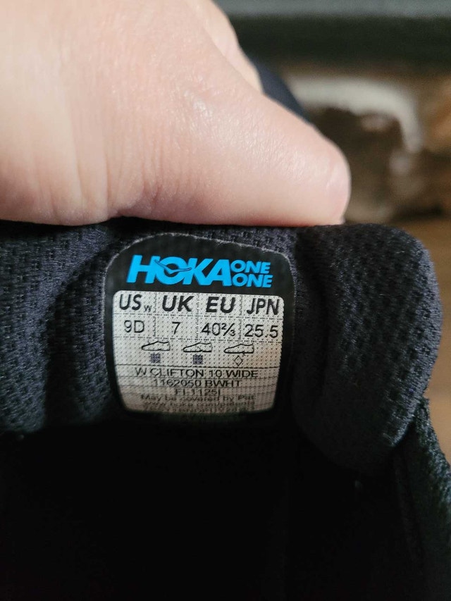 BRAND NEW Hoka Clifton 10 (women's size 9D - wide) - photo 3