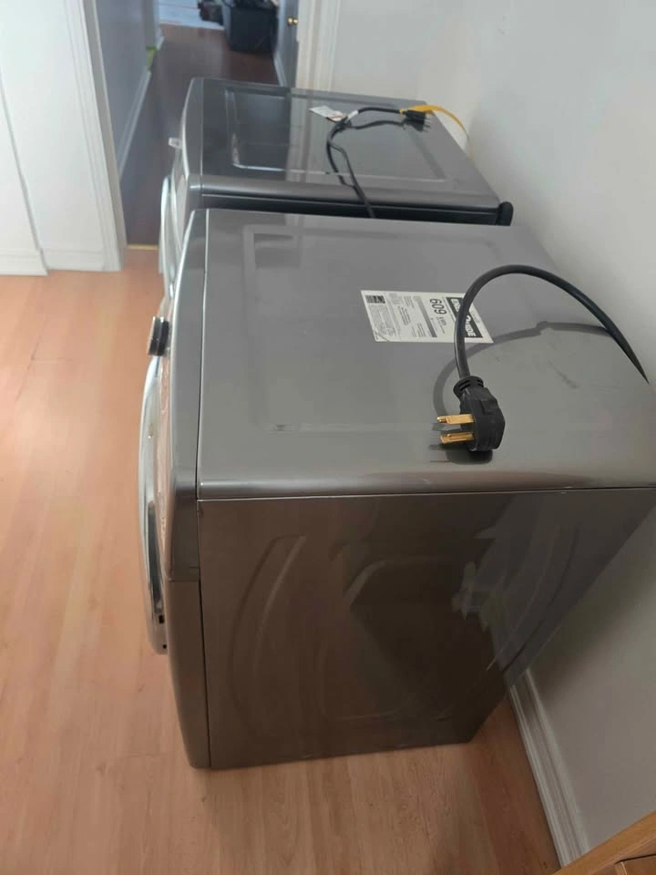 Whirlpool Front Load Washer & Dryer Set - Chrome Shadow - photo 4