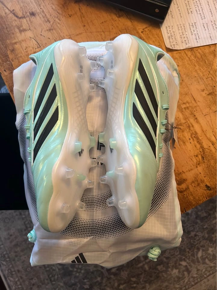 Adidas Copa pure 4 FG soccer cleats-Size US 9 Men’s - photo 2