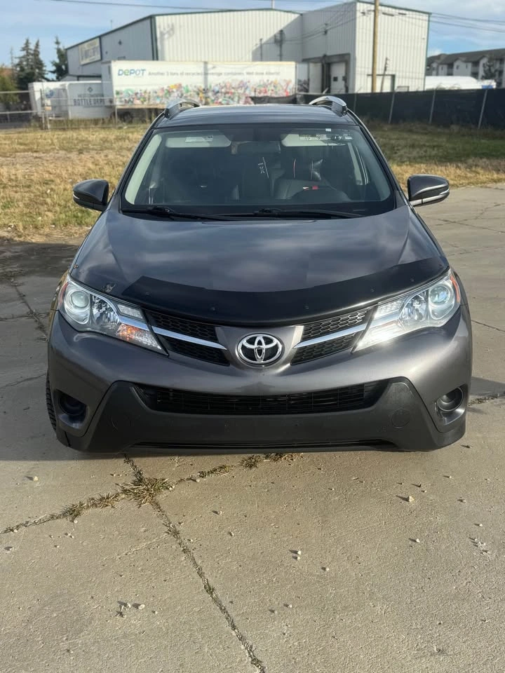 2014 Toyota RAV4 - photo 2