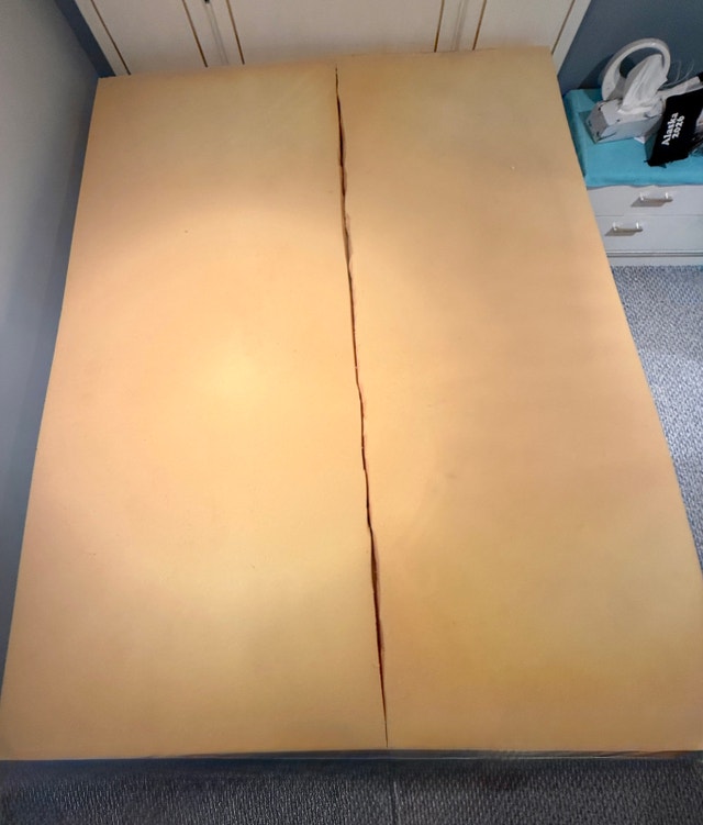 Queen Bedroom Set: Headboard, Nightstand, Mattress, Frame - photo 5